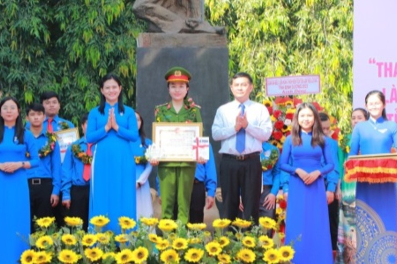 Liên hoan “Thanh niên tiên tiến làm theo lời Bác tỉnh Bình Dương” giai đoạn 2020 - 2022