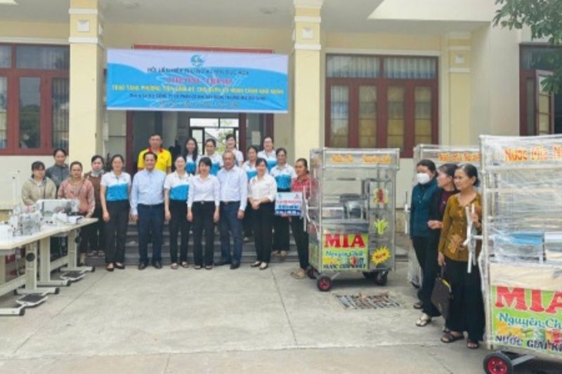 Phụ nữ Đức Hòa lan tỏa việc học và làm theo gương Bác