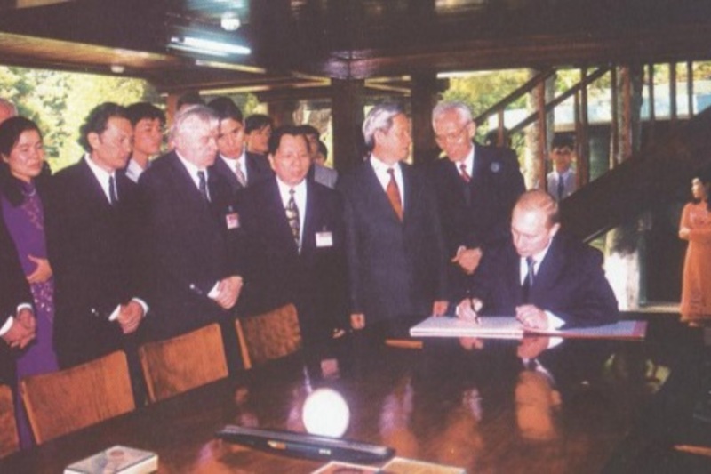 Bác Hồ với nước Nga (Phần 3)  ​