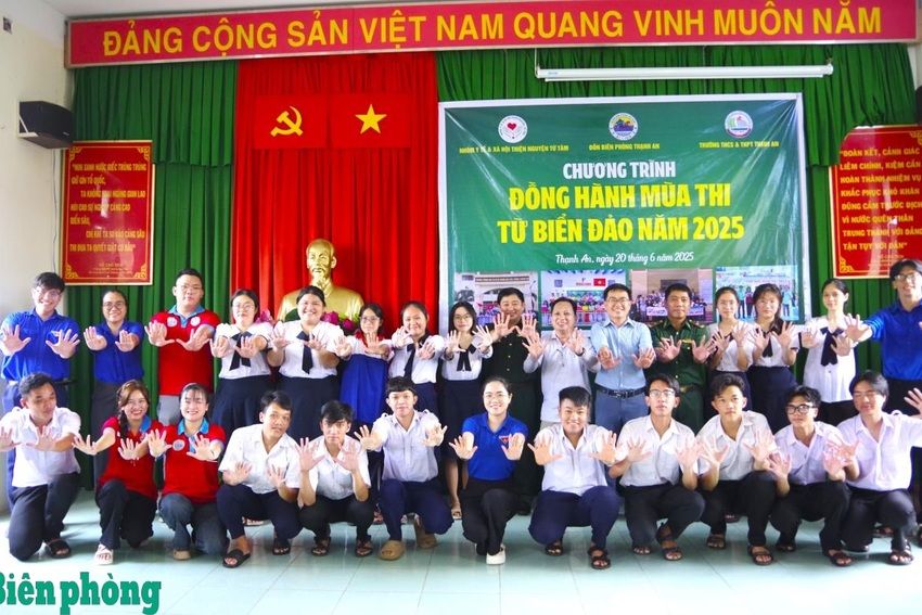 Bộ đội Biên phòng thành phố Hồ Chí Minh học tập và làm theo Bác bằng những việc làm cụ thể, nhân văn
