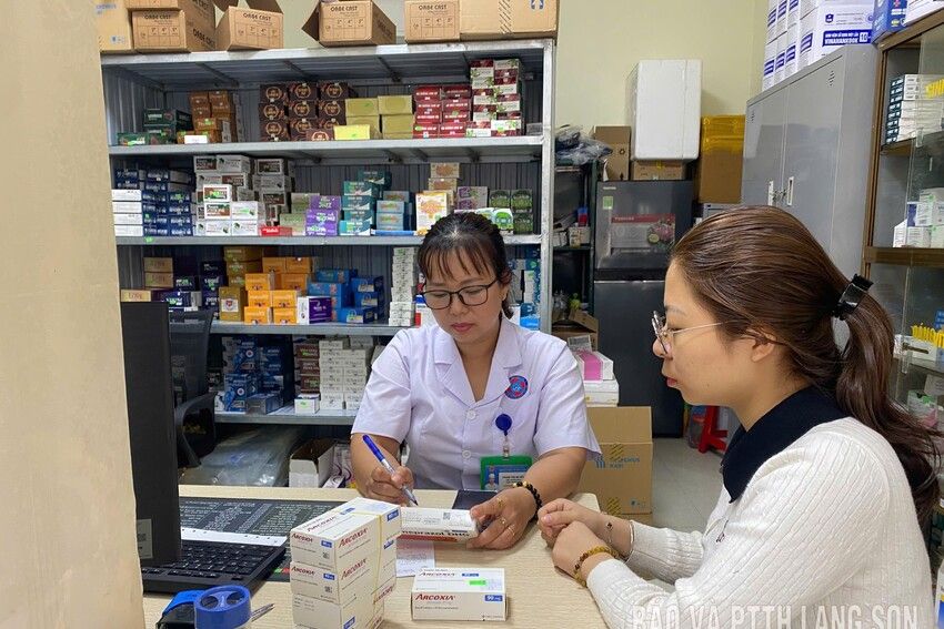 Học Bác từ những điều giản dị