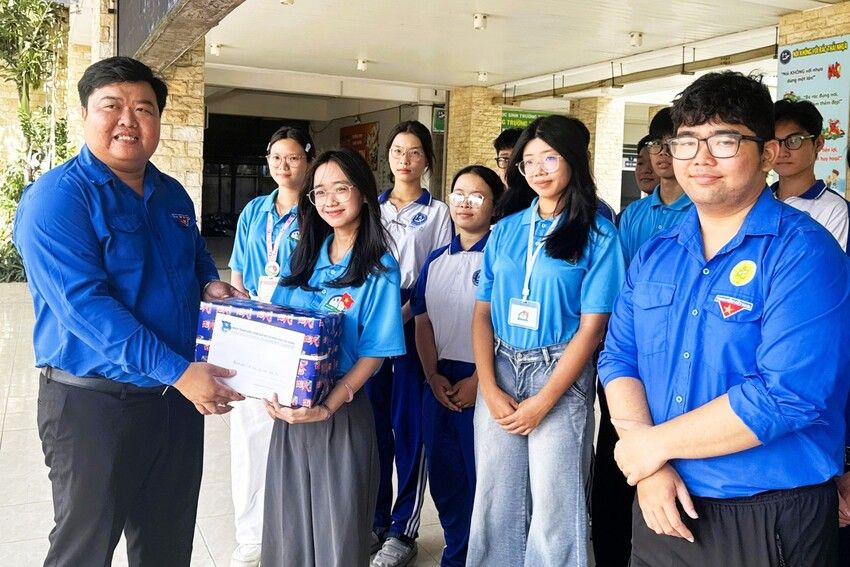 Phát huy sức trẻ xây dựng quê hương