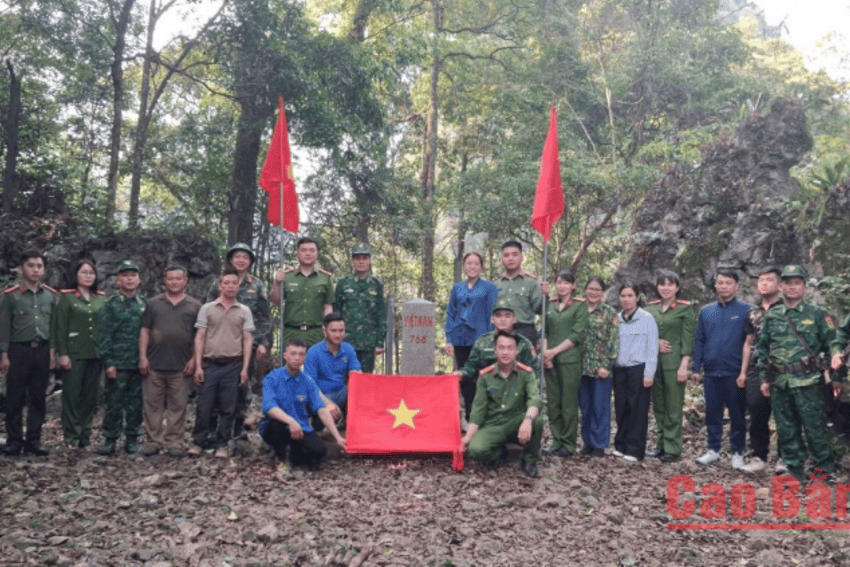 Tuổi trẻ xã Trùng Khánh học và làm theo Bác