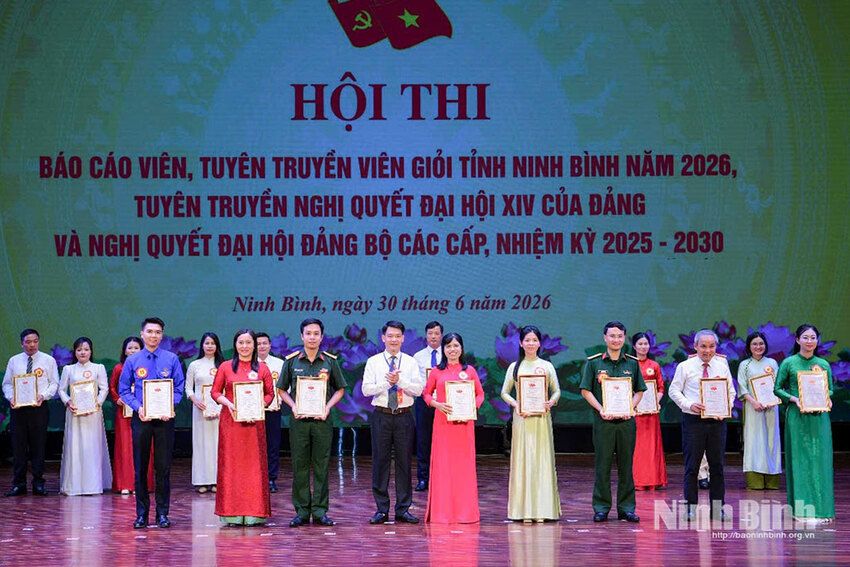 Cán bộ Đoàn tiên phong học và làm theo Bác