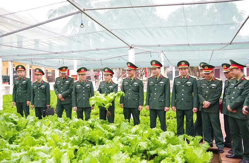 Học v&agrave; l&agrave;m theo B&aacute;c ở &ldquo;Đơn vị quyết thắng&rdquo;