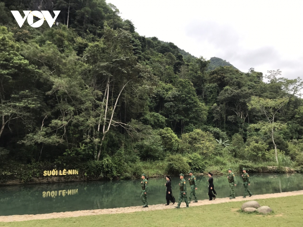 can bo chien sy bien phong cao bang day manh hoc va lam theo bac hinh anh 3