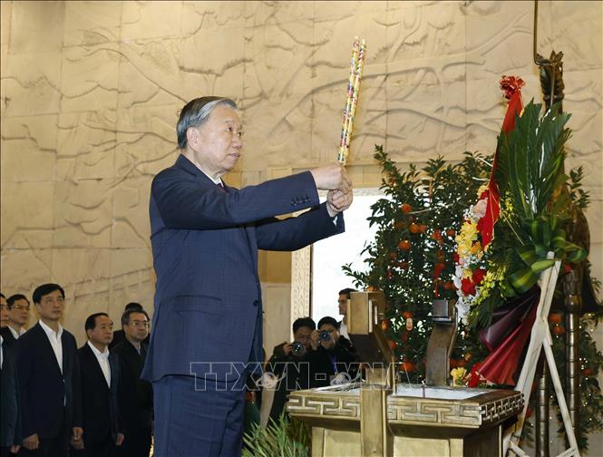 Ch&uacute; th&iacute;ch ảnh