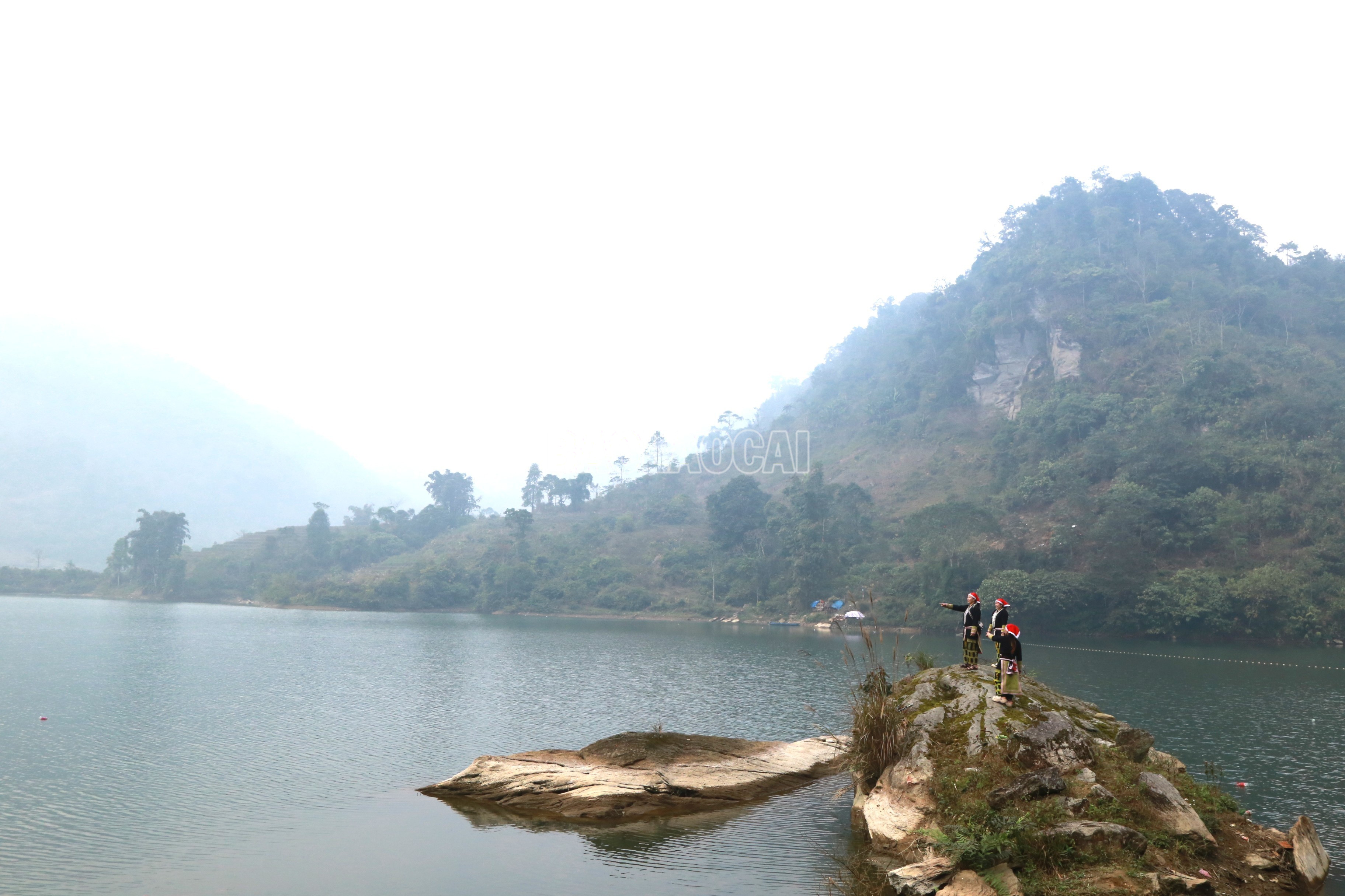 Thôn Láo Vàng có phong cảnh đẹp là tiềm năng phát triển du lịch. baolaocai-c_img-8917.jpg