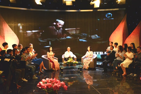 Quang cảnh buổi tọa đàm.