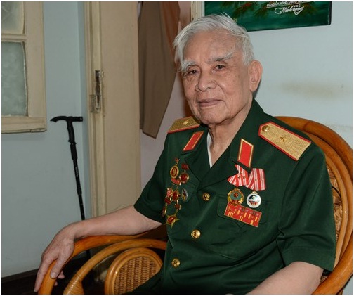 Thiếu tướng Trần Kinh Chi. Ảnh: PHAN HƯƠNG