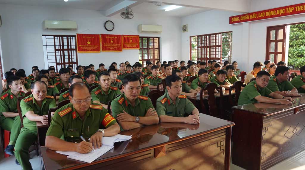 Học Bác qua từng mẩu chuyện