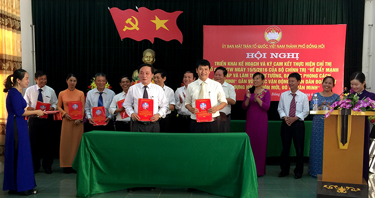 á»¦y ban MTTQVN TP. Äá»ng Há»i kÃ½ cam káº¿t thá»±c hiá»n Chá» thá» 05 vá»i cuá»c váº­n Äá»ng âToÃ n dÃ¢n ÄoÃ n káº¿t xÃ¢y dá»±ng nÃ´ng thÃ´n má»i, ÄÃ´ thá» vÄn minhâ. 