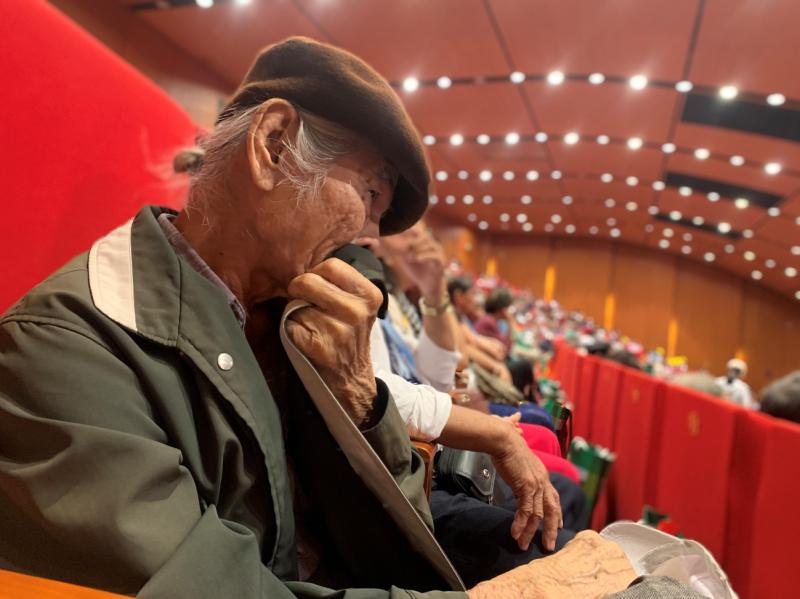 Hai tiếng thiêng liêng, hai tiếng