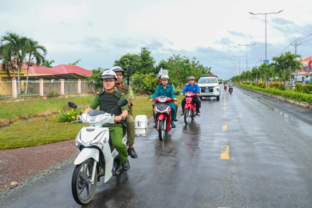 Các cấp bộ Đoàn trên địa bàn huyện Thạnh Hóa đã đăng ký đảm nhận các mô hình, công trình, phần việc thanh niên gắn với việc học tập và làm theo gương Bác
