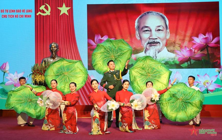 Bộ tư lệnh Bảo vệ Lăng Chủ tịch Hồ Chí Minh phải là đơn vị gương mẫu, đi đầu toàn quân về học tập và làm theo Bác